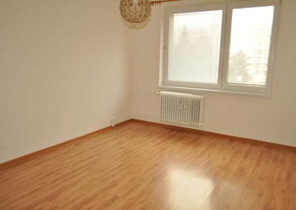 Prenájom bytu 3+1 s Loggiou, sídl. Tarča, Sp. Nová Ves