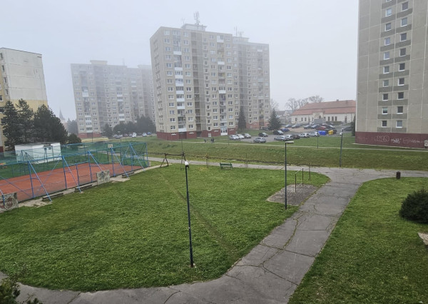 Byt 2+1 s loggiou na sídlisku Západ II, Smižany, okres SNV