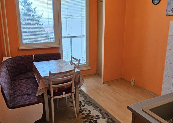 Byt 2+1 s loggiou na sídlisku Západ II, Smižany, okres SNV