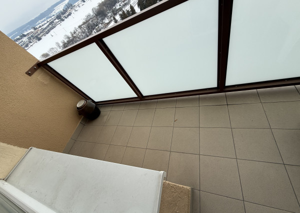 Byt 2+1 s loggiou centrum, Sp. Nová Ves