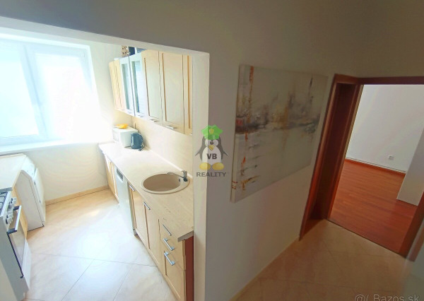 Predaj 3- izbový útulný byt s garážou v Michalovciach