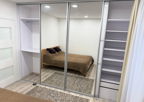 EXKLUZÍVNE NA PREDAJ – 2-IZBOVÝ BYT , KROMPACHY