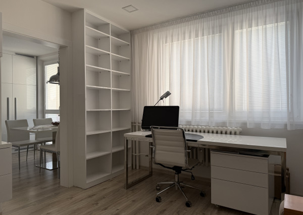 EXKLUZÍVNE NA PREDAJ – 2-IZBOVÝ BYT , KROMPACHY