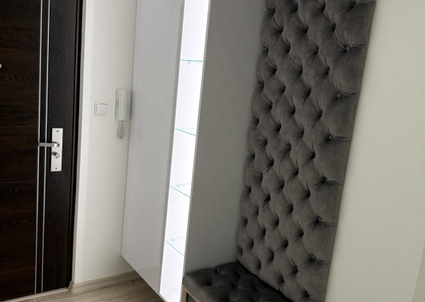 EXKLUZÍVNE NA PREDAJ – 2-IZBOVÝ BYT , KROMPACHY