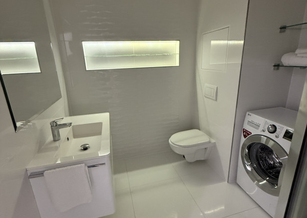 EXKLUZÍVNE NA PREDAJ – 2-IZBOVÝ BYT , KROMPACHY