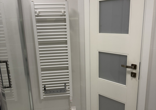 EXKLUZÍVNE NA PREDAJ – 2-IZBOVÝ BYT , KROMPACHY