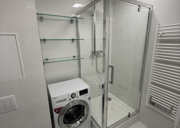 EXKLUZÍVNE NA PREDAJ – 2-IZBOVÝ BYT , KROMPACHY