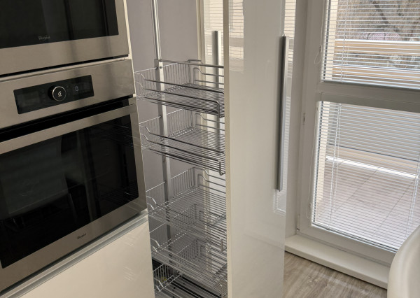 EXKLUZÍVNE NA PREDAJ – 2-IZBOVÝ BYT , KROMPACHY