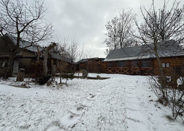 Rodinný domček s ďalšou samostatnou bytovou jednotkou