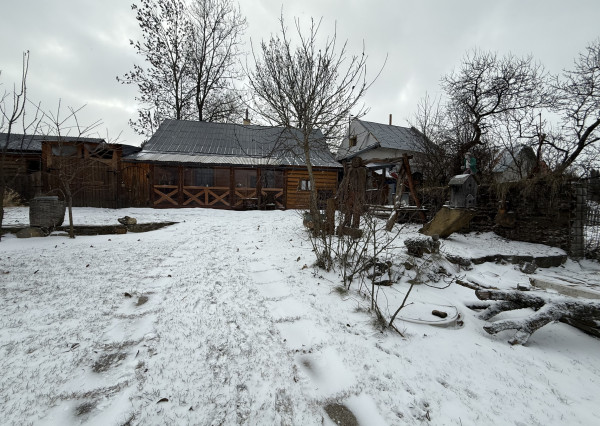 Rodinný domček s ďalšou samostatnou bytovou jednotkou