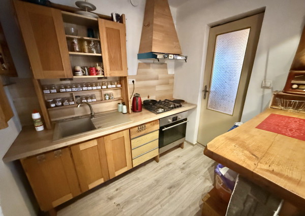 Rodinný domček s ďalšou samostatnou bytovou jednotkou