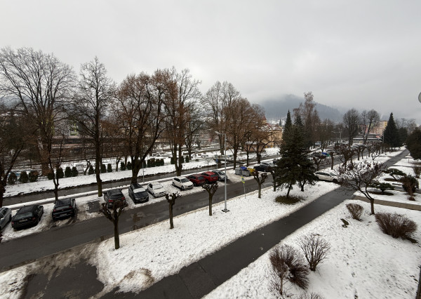 EXKLUZÍVNE: Zrekonštruovaný 4 iz. byt s loggiou, 83,7 m2,  Krompachy, blízko centra