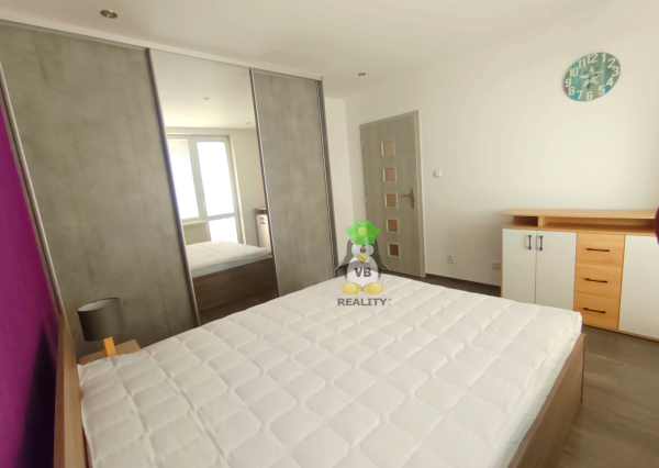 Prenájom 2. izbový byt po kompletnej rekonštrukcii, Michalovce