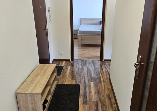 prerobený 2-izbový byt na sídlisku Tarča