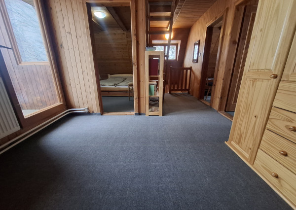 prerobená chata na celoročné bývanie v Poráčskej doline