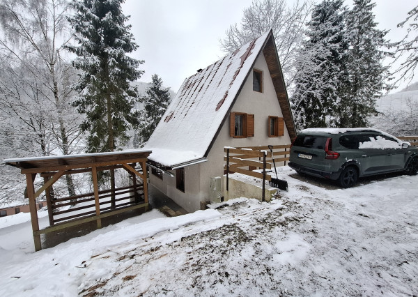prerobená chata na celoročné bývanie v Poráčskej doline