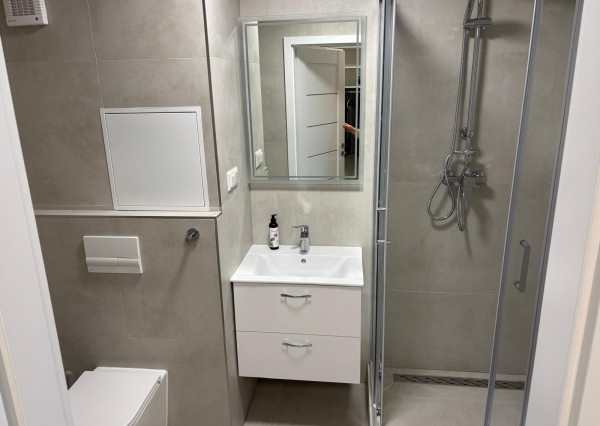 PRENÁJOM – 2-IZBOVÝ BYT S LOGGIOU, Hlavná 2 Krompachy