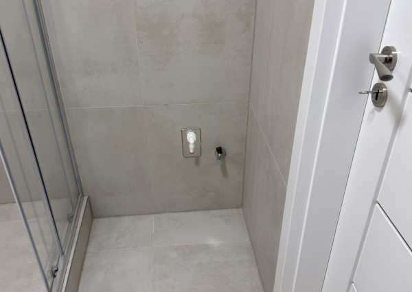 PRENÁJOM – 2-IZBOVÝ BYT S LOGGIOU, Hlavná 2 Krompachy