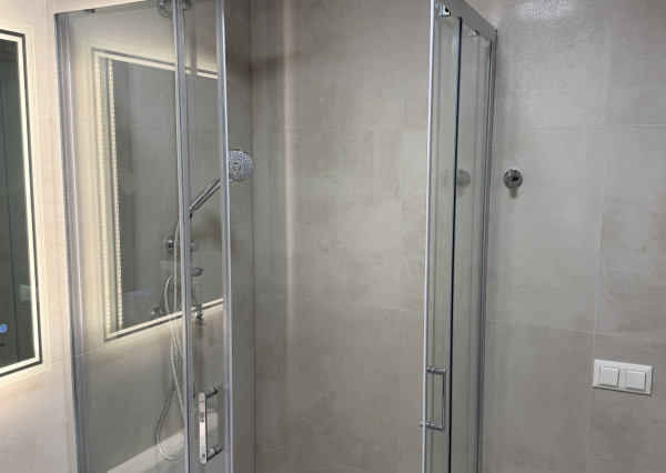 PRENÁJOM – 2-IZBOVÝ BYT S LOGGIOU, Hlavná 2 Krompachy