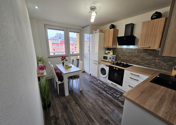 Byt 3+1 s loggiou a vlastným kúrením v Spišskom Podhradí, okres Levoča