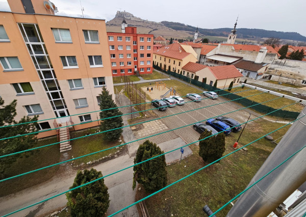 Byt 3+1 s loggiou a vlastným kúrením v Spišskom Podhradí, okres Levoča