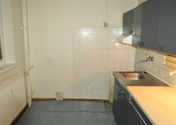 Byt 1+1 s dvoma loggiami, sídl. Mier, Sp. Nová Ves