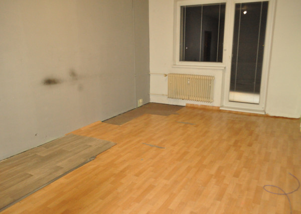 Byt 1+1 s dvoma loggiami, sídl. Mier, Sp. Nová Ves