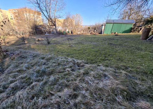 Záhradka v záhradkárskej oblasti Pod letiskom, sídlisko Mier