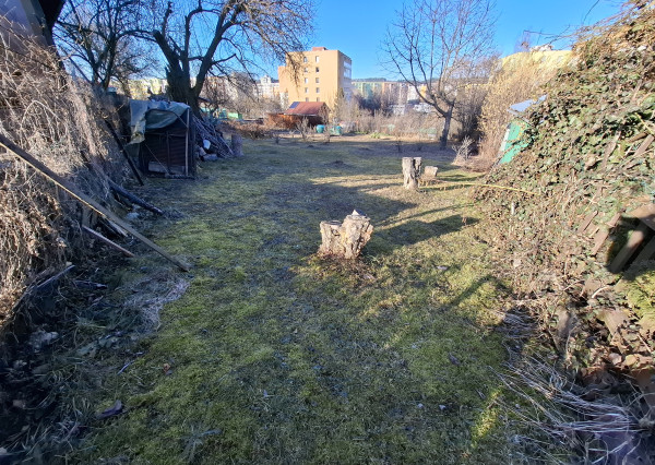 Záhradka v záhradkárskej oblasti Pod letiskom, sídlisko Mier