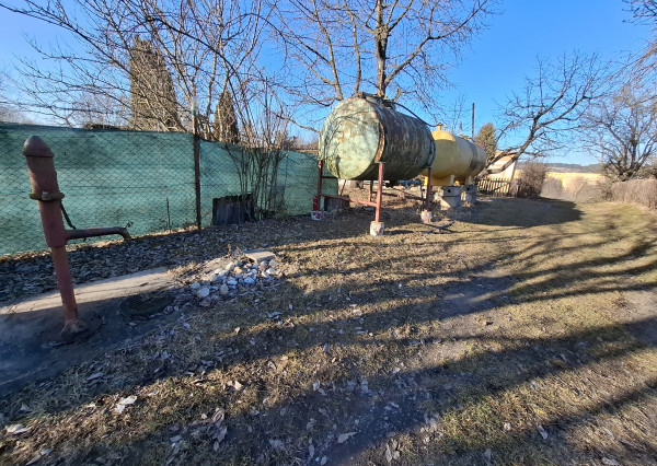 Záhradka v záhradkárskej oblasti Pod letiskom, sídlisko Mier