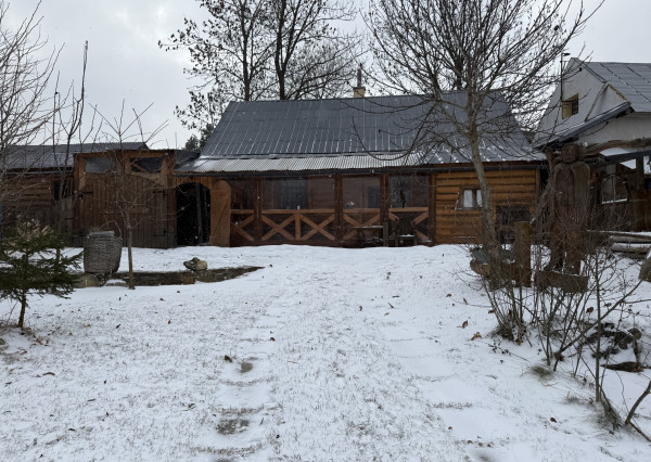 Rodinný domček s ďalšou samostatnou bytovou jednotkou