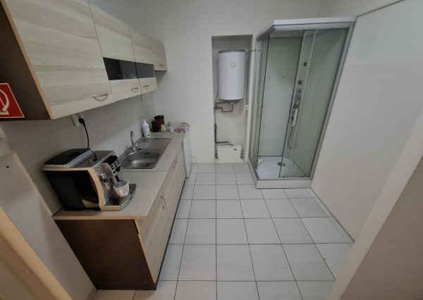 Priestory na prenájom priamo na námestí – Spišská Nová Ves