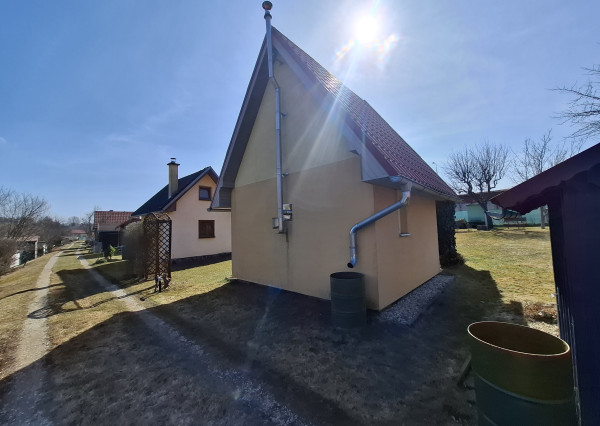 Záhradka s murovanou chatkou - Spišská Nová Ves - Brusník