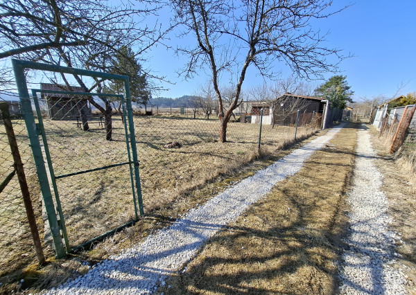 Záhrada s dobrou polohou – Tarča, záhradkárska osada Spiš