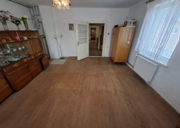 Rodinný dom s veľkým pozemkom – Arnutovce