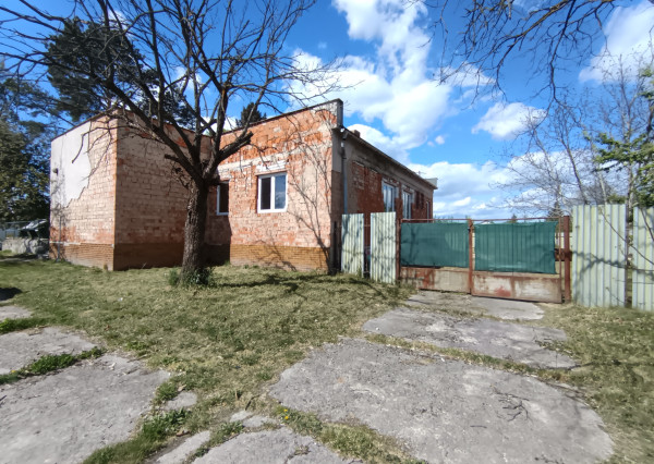 Super cena - Investičná budova na podnikanie, 1590 m2, Sejkov