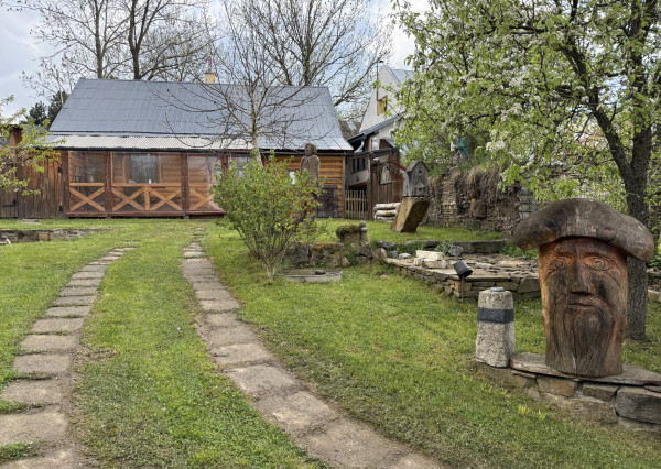 Rodinný domček s ďalšou samostatnou bytovou jednotkou