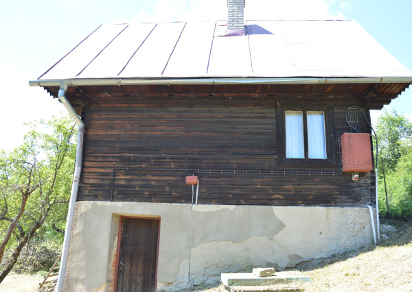 Pozemok s drevenicou v lokalite Jamnický Mlyn
