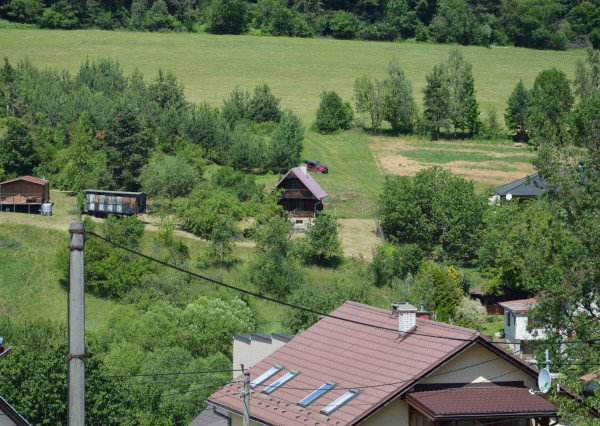 Pozemok s drevenicou v lokalite Jamnický Mlyn