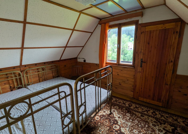 Pozemok s drevenicou v lokalite Jamnický Mlyn