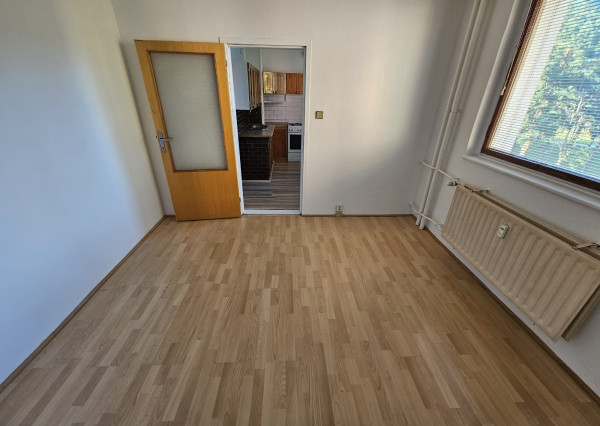 Byt 3+1 s balkónom na sídlisku Mier, Spišská Nová Ves