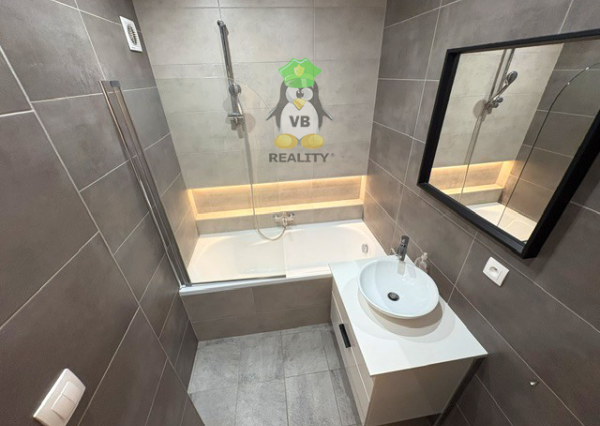 3+1 byt s balkónom, 73 m2, Michalovce