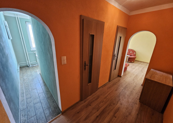 Byt 1+1 s loggiou na sídlisku Tarča, Spišská Nová Ves - fotografia 7
