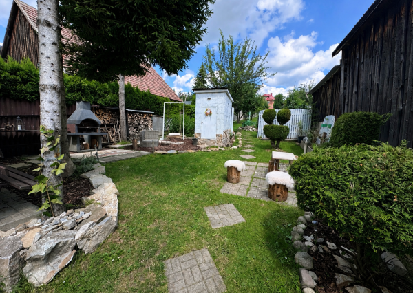 Rodinný dom v Štrbe s 3 samostatnými bytovými jednotkami, okres Poprad