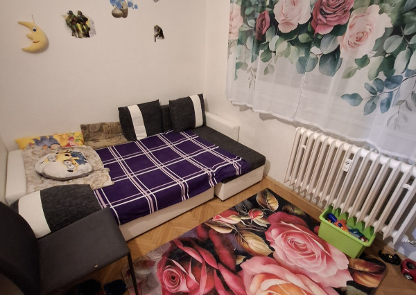 4-izbový byt, na sídlisku Tarča