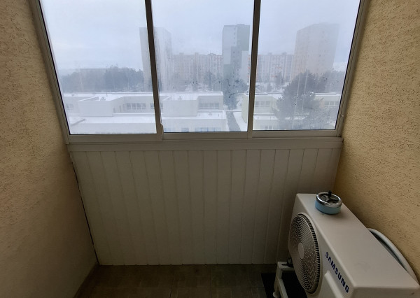 prerobený 3-izbový byt s loggiou na sídlisku Západ 1