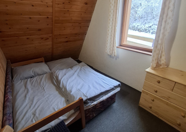 prerobená chata na celoročné bývanie v Poráčskej doline