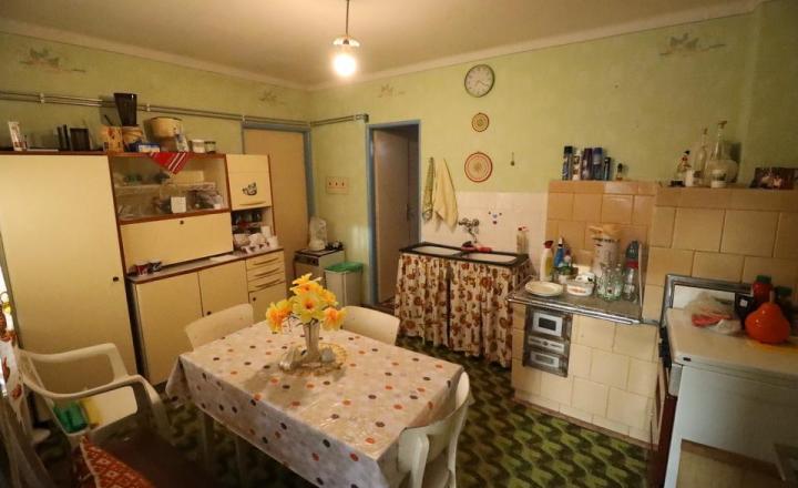 Rodinný dom v obci Iliašovce, okres Spišská Nová Ves - fotografia 4