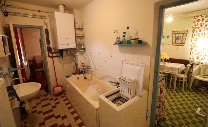 Rodinný dom v obci Iliašovce, okres Spišská Nová Ves - fotografia 14