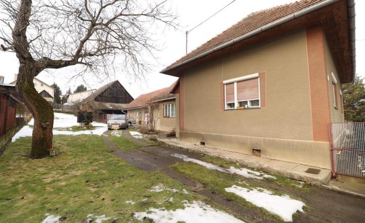 Rodinný dom v obci Iliašovce, okres Spišská Nová Ves - fotografia 30